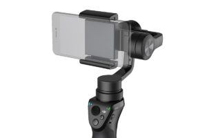 gimbal-iphone-smartphone_dji_osmo_mobile