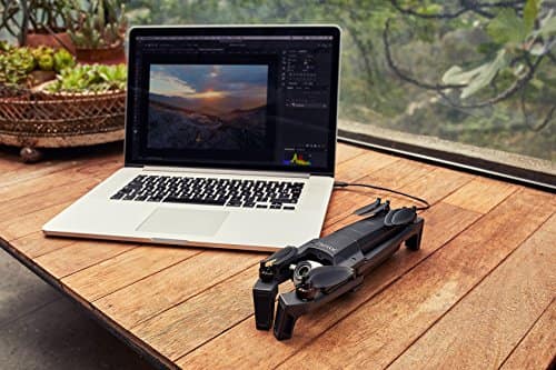 Parrot Anafi aufladen